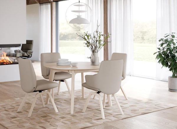 Stressless Bordeaux Round Extending Dining Table