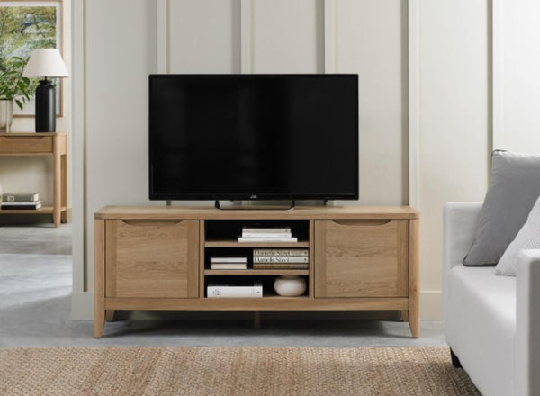 Chiswick Entertainment Unit