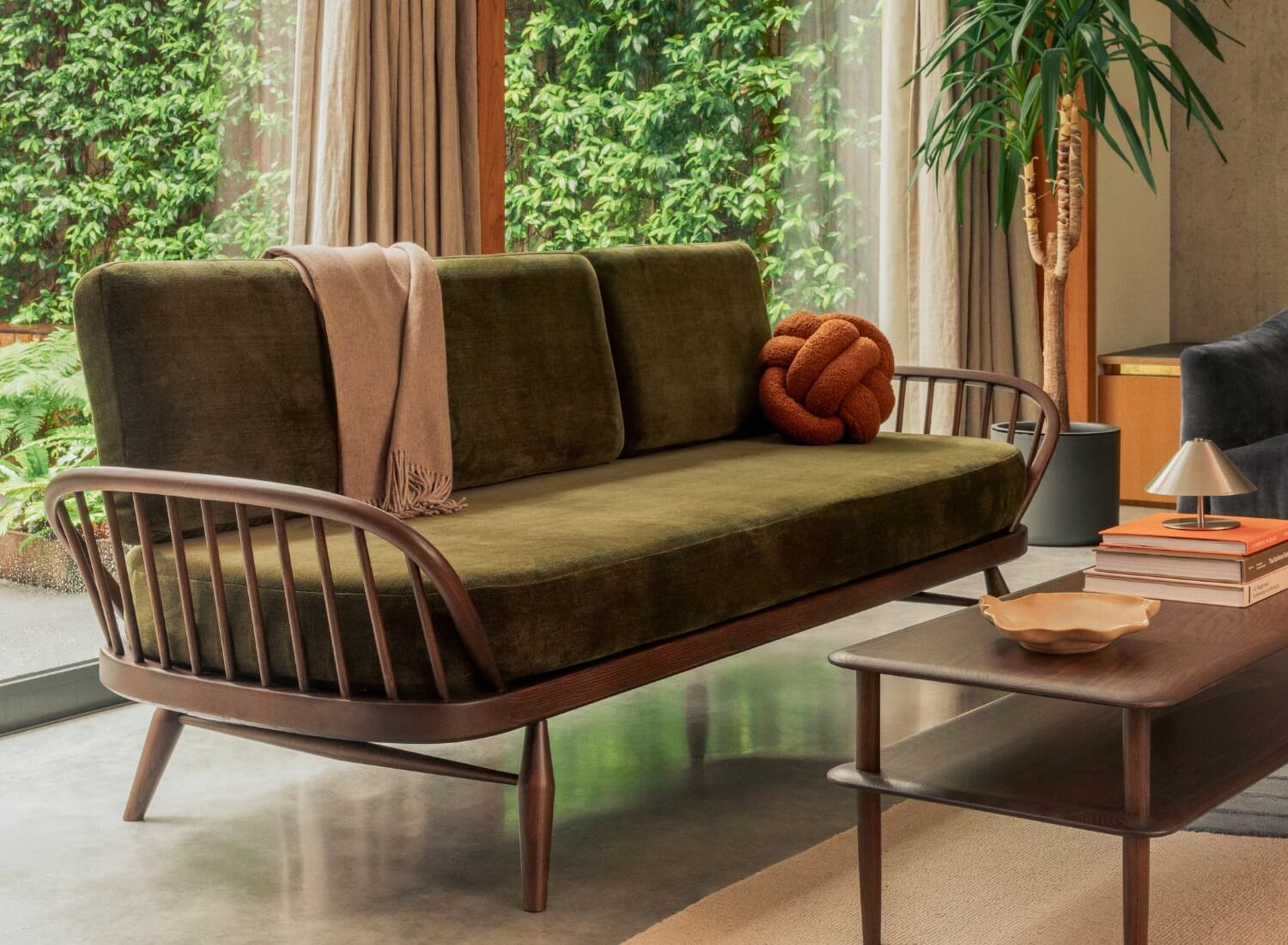 Ercol Collection Studio Couch – Ward Brothers Furniture