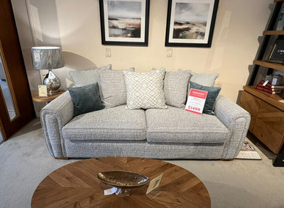 Manhatten Grand Sofa and Chair