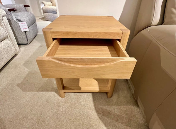 Portland Lamp Table